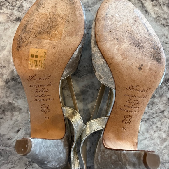 Anniel Gold Velvet Strappy Heels EU 39 Made in Italy - Picture 5 of 5